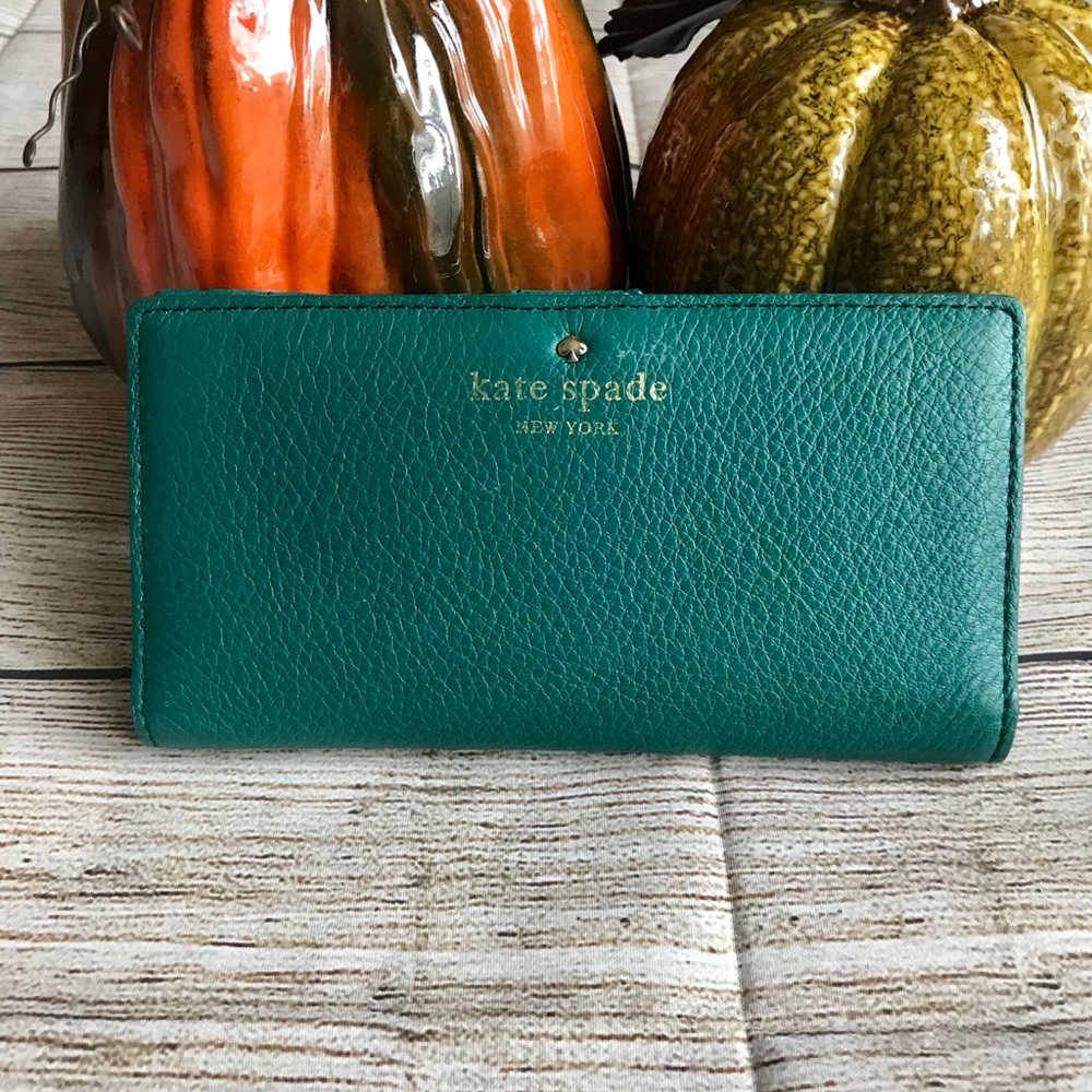 🍂Kate Spade Cove Street Stacy Wallet